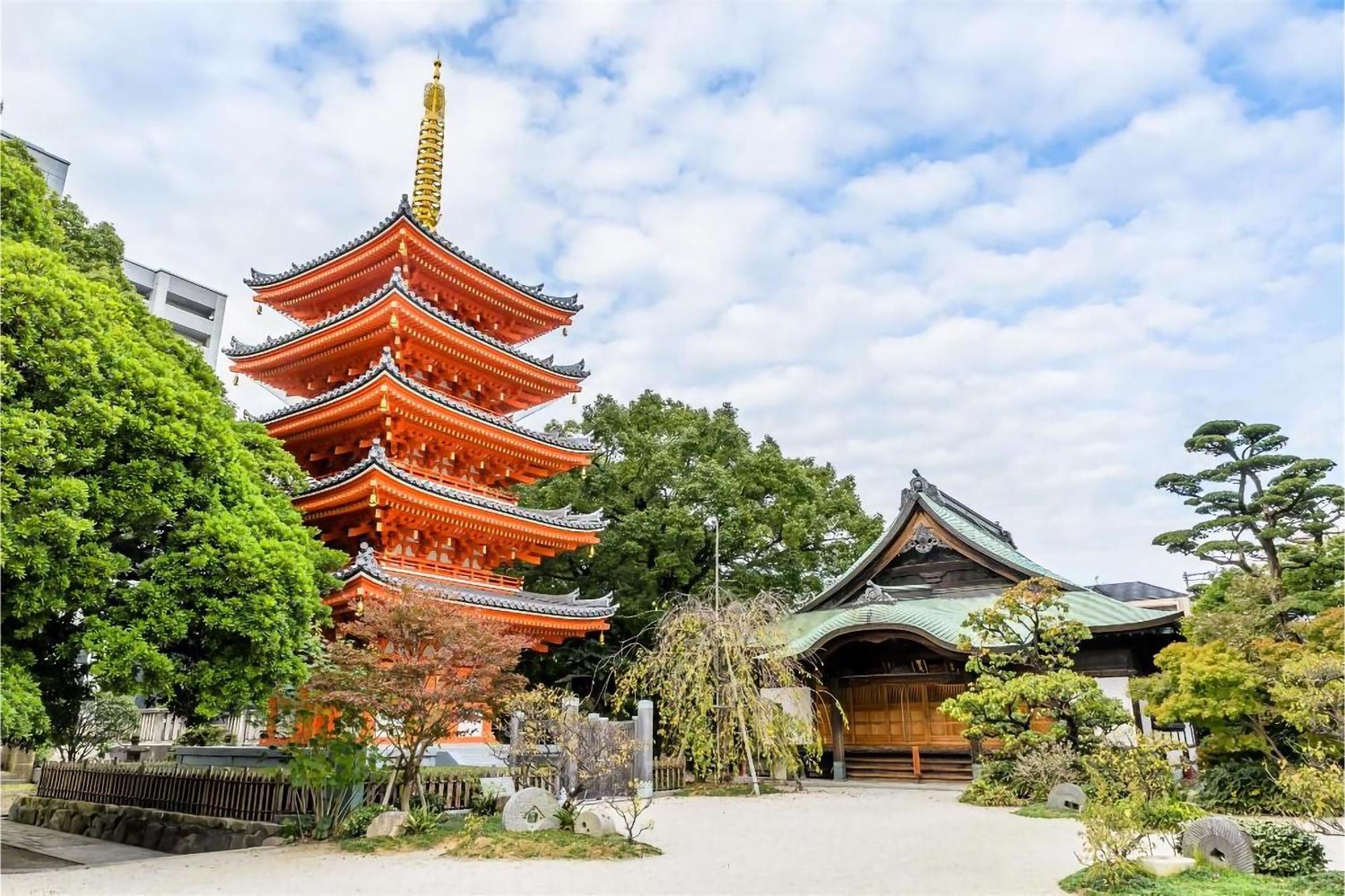 Zonk Hotel Haruyoshi Fukuoka  Bagian luar foto